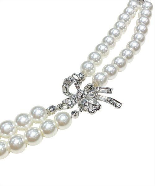 WILLSELECTION（ウィルセレクション）の「リボンビジュー付きパールネックレス（ネックレス・レディース・オフホワイト・FREE）」の2枚目の写真