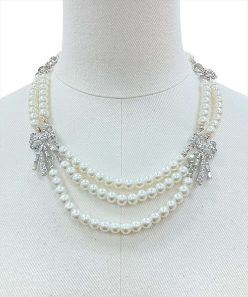 WILLSELECTION（ウィルセレクション）の「リボンビジュー付きパールネックレス（ネックレス・レディース・オフホワイト・FREE）」の5枚目の写真