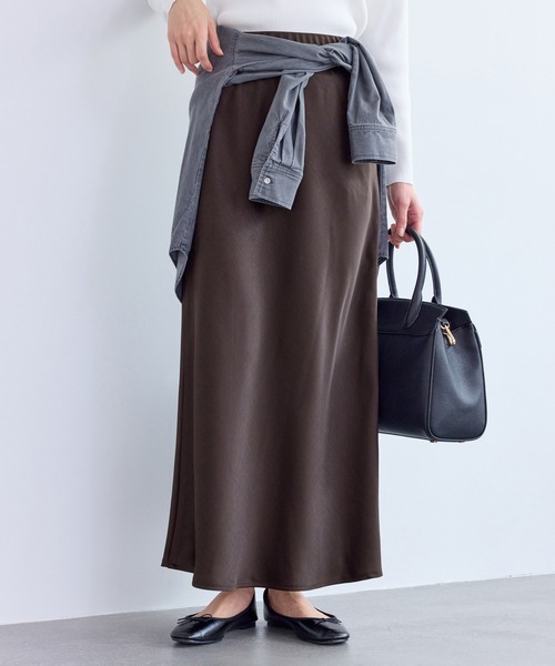 ROPE' PICNIC（ロペピクニック）の「細見えバイアスサテンスカート/イージーケア（スカート・レディース・オフホワイト/ダークブラウン/ブルー系その他4・FREE）」の16枚目の写真