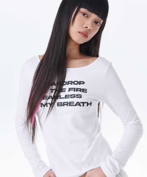 runningHIGH（ランニングハイ）の「レタリングスリムL/Sティー [ホワイト]（Tシャツ/カットソー・レディース・その他・FREE）」の4枚目の写真