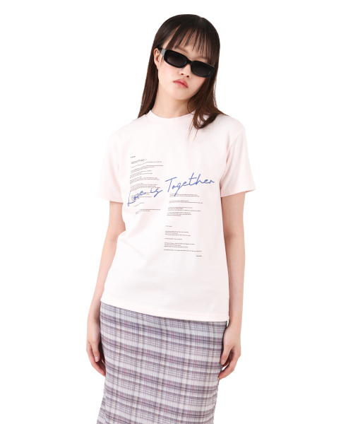 KATHARSIS(カタルシス)の「ラブイズトゥゲザー レタリングTシャツ ピンク ONE SIZE(Tシャツ/カットソー・レディース・その他・ONE SIZE)」の1枚目の写真