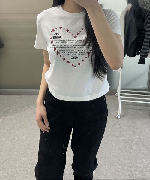 THE GREEN LAB（ザグリーンラボ）の「レタリングシンボルクロップ半袖Tシャツ[アイボリー/クローバー]（Tシャツ/カットソー・レディース・その他・FREE）」の4枚目の写真