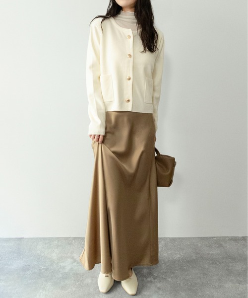 on:nue（オンニュ）の「【on:nue】[着用動画あり！] サテンマーメイドマキシスカート /2026 SS COLLECTION（スカート・レディース・アイボリー/ブラック/ピンク/ベージュ・FREE）」の16枚目の写真