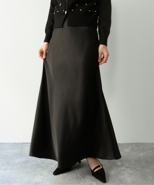 on:nue（オンニュ）の「【on:nue】[着用動画あり！] サテンマーメイドマキシスカート /2026 SS COLLECTION（スカート・レディース・アイボリー/ブラック/ピンク/ベージュ・FREE）」の18枚目の写真