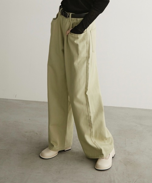 LOSCa(ロスカ)の「ラウンドカーブパンプス(パンプス・レディース・ベージュ/ブラック/アイボリー・39/38/37)」の14枚目の写真