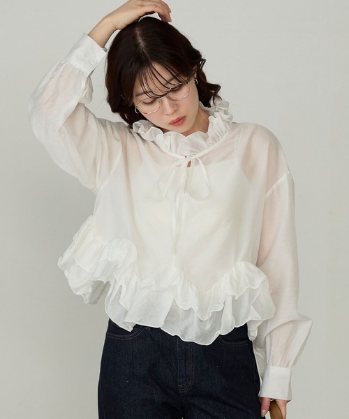 Cherir Mignon(シェリルミニョン)の「【Cherir Mignon】フリルボリュームスリーブブラウス(シャツ/ブラウス・レディース・ホワイト/ブルー・FREE)」の4枚目の写真