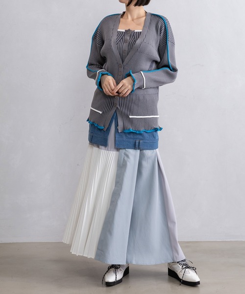 MARECHAL TERRE(マルシャルテル)の「デニムコンビプリーツスカート(スカート・レディース・ブラック/ブルー/グレー/インディゴブルー・MEDIUM)」の8枚目の写真
