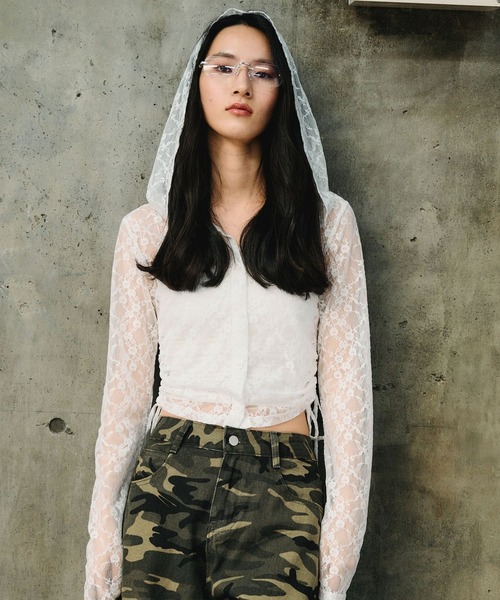 3.3 Field Trip (3.3フィールドトリップ)の「3.3 Field Trip/レースボタンフードロングスリーブ(Tシャツ/カットソー・レディース・ブラック/ホワイト/ピンク・FREE)」の2枚目の写真