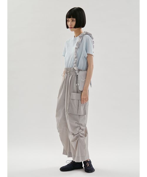 emmi（エミ）の「ギャザーショルダースマホショルダー（ショルダーバッグ・レディース・ブラック/レッド/ライトグレー/ホワイト・F）」の16枚目の写真