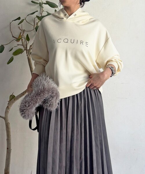 un dix cors（アンディコール）の「フードコクーンロゴプルオーバー（Tシャツ/カットソー・レディース・アイボリー/ブラック/グレー/バイオレット・FREE）」の5枚目の写真