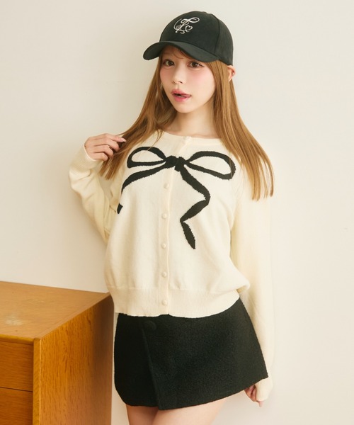 TITTY&CO.（ティティーアンドコー）の「ラメ刺繍ロゴキャップ（キャップ・レディース・アイボリー/ブラック・FREE）」の14枚目の写真