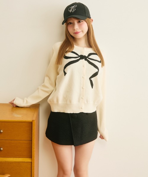 TITTY&CO.（ティティーアンドコー）の「ラメ刺繍ロゴキャップ（キャップ・レディース・アイボリー/ブラック・FREE）」の17枚目の写真