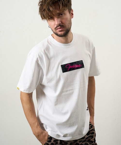 STUD MUFFIN(スタッドマフィン)の「STUD MUFFIN/スタッドマフィン/コットン天竺 クレジットシークイン&ドリップスマイル SS Tシャツ(Tシャツ/カットソー・メンズ・ホワイト/グレー・3/2)」の9枚目の写真