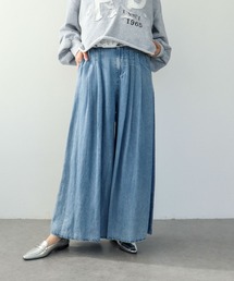 Three Four Time（スリーフォータイム）の「パウダーシルクデニムラウンドパンツ（デニムパンツ）」