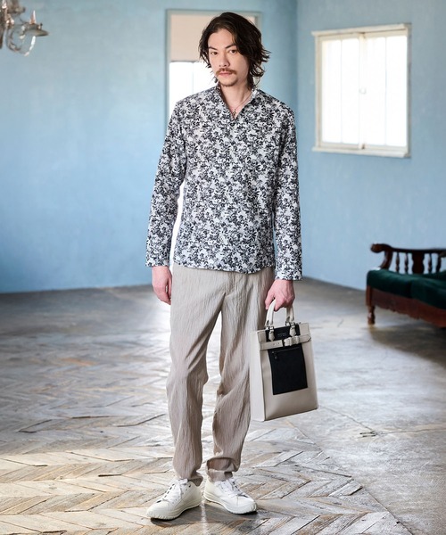 NICOLE CLUB FOR MEN（ニコルクラブフォーメン）の「アラカルトプリント スタンドカラーシャツ（シャツ/ブラウス・メンズ・その他3/その他2/ホワイト/ブルー・XL/M/L）」の5枚目の写真