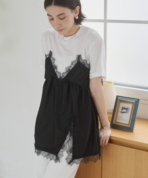 ANGIE(アンジー)の「サテン レースキャミ ドッキング レイヤード Tシャツ / 半袖 / 夏服(Tシャツ/カットソー・レディース・ホワイト系その他/オフホワイト/ブラック・FREE)」の3枚目の写真