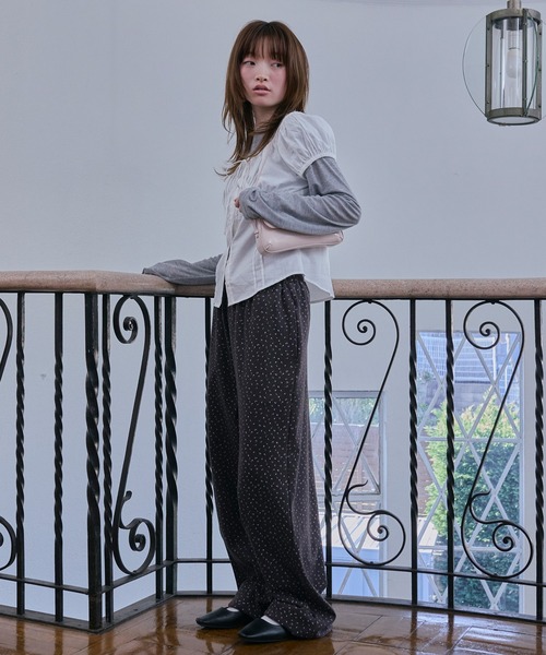 Unblend(アンブレンド)の「【Unblend】2WAYオフショルダー パフスリーブ リボン半袖ブラウス(シャツ/ブラウス・レディース・ブラック/オフホワイト/サックスブルー/ピンク・FREE)」の7枚目の写真
