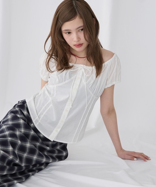 Unblend(アンブレンド)の「【Unblend】2WAYオフショルダー パフスリーブ リボン半袖ブラウス(シャツ/ブラウス・レディース・ブラック/オフホワイト/サックスブルー/ピンク・FREE)」の13枚目の写真