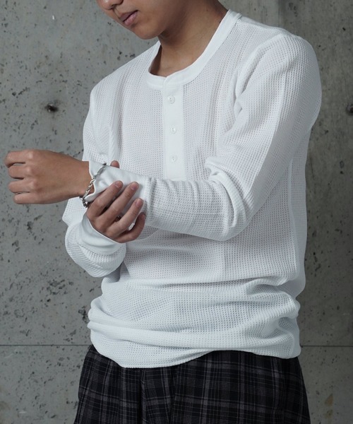 JEMORGAN（ジェーイーモーガン）の「"04"≪JEMORGAN≫パックT ワッフル ヘンリーネック 長袖Tシャツ（Tシャツ/カットソー・メンズ・グレー/オフホワイト/ブラック・MEDIUM/LARGE/X-LARGE）」の21枚目の写真