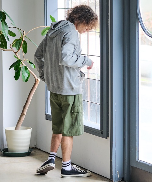 ragged mountain(ラギットマウンテン)の「【RAGGED MOUNTAIN/ラギットマウンテン】【手ぶらで歩ける5ポケット】CHATHAM/チャタム カーゴショーツ 綿100% 収納力抜群 ウエストゴム・紐(カーゴパンツ・メンズ・ベージュ/ブラック/カーキ・MEDIUM/X-LARGE/LARGE)」の5枚目の写真