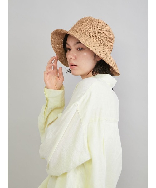 Mila Owen（ミラオーウェン）の「細編みペーパーキャペリンハット（ハット・レディース・ベージュ/キャメル・F）」の14枚目の写真