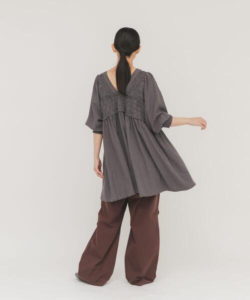 KBF（ケイビーエフ）の「2WAYシャーリングチェックミニワンピース（ワンピース・レディース・ブラウン系その他/ベージュ系その他/ブルー系その他・ONE）」の19枚目の写真