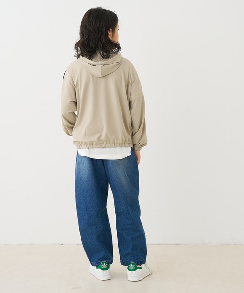 coca(coca)(コカ)の「キッズ UVカットラインパーカー(パーカー・キッズ・ベージュ/ブラック・150/140/130/120)」の10枚目の写真