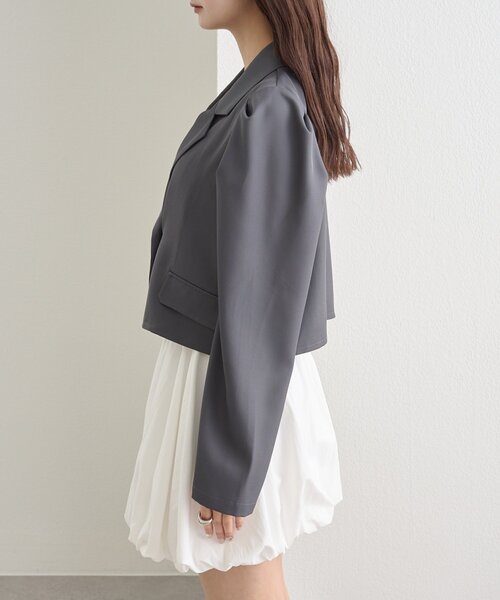 mystic(ミスティック)の「パフショートジャケット(テーラードジャケット・レディース・チャコールグレー/ネイビー・FREE)」の7枚目の写真
