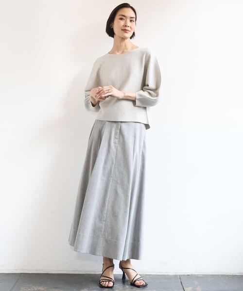 MICHEL KLEIN(ミッシェル・クラン)の「ホールガーメント(R)パフスリーブニット(ニット/セーター・レディース・ライトベージュ/クリーム/ブルー・38)」の22枚目の写真