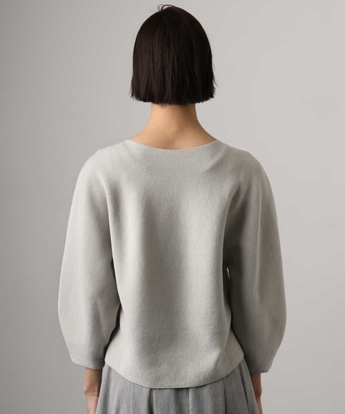 MICHEL KLEIN(ミッシェル・クラン)の「ホールガーメント(R)パフスリーブニット(ニット/セーター・レディース・ライトベージュ/クリーム/ブルー・38)」の11枚目の写真