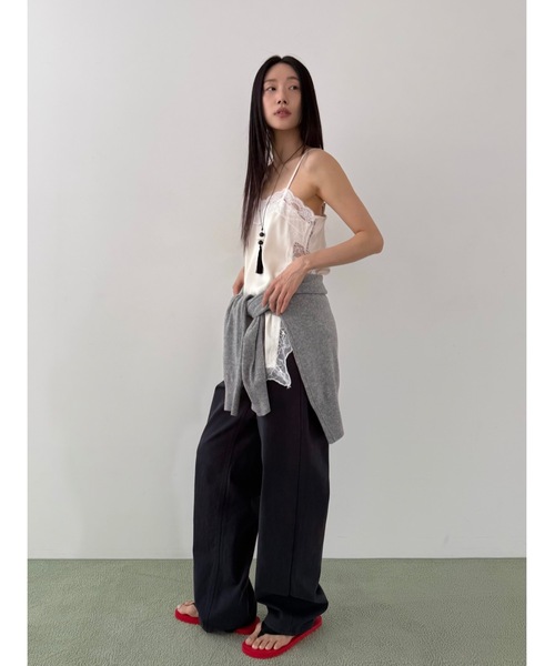 Didot.showroom(ディドット ショールーム)の「【DIDOT.】ディープスリットレースキャミソール(キャミソール・レディース・ブラック/クリーム・FREE)」の8枚目の写真