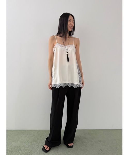 Didot.showroom(ディドット ショールーム)の「【DIDOT.】ディープスリットレースキャミソール(キャミソール・レディース・ブラック/クリーム・FREE)」の19枚目の写真