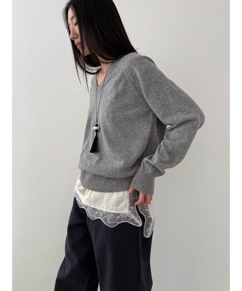 Didot.showroom(ディドット ショールーム)の「【DIDOT.】ディープスリットレースキャミソール(キャミソール・レディース・ブラック/クリーム・FREE)」の3枚目の写真