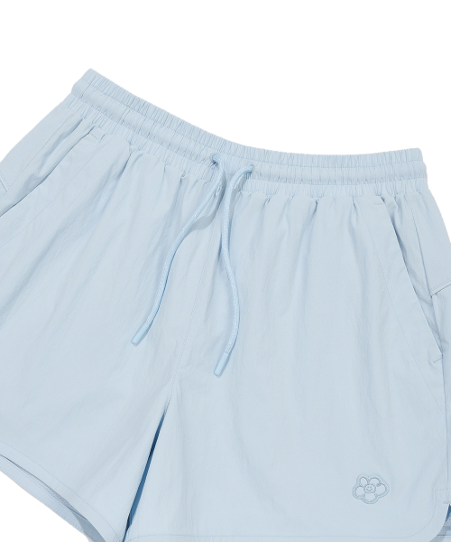 Wacky WiLLy（ワッキーウィリー）の「ウィメンズナイロンショートパンツスカイブルー（その他パンツ・レディース・その他・SMALL/MEDIUM）」の4枚目の写真