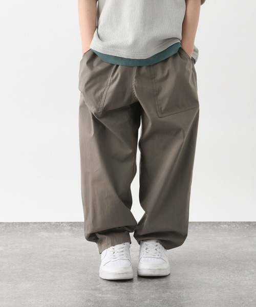 GLOBAL WORK（グローバルワーク）の「スゴラク撥水ベイカーバレルパンツ/638222（その他パンツ・キッズ・ベージュ/カーキ/インディゴブルー・130cm/160cm/150cm/140cm）」の2枚目の写真