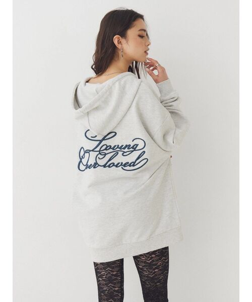 EVRIS（エヴリス）の「Lovingグラフィックジップパーカー（パーカー・レディース・ピンク/グレー/ブラック・FREE）」の4枚目の写真