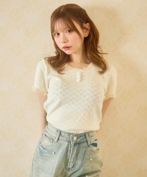 TITTY&CO.（ティティーアンドコー）の「ハート柄シアーニットレース襟トップス（Tシャツ/カットソー・レディース・ネイビー/グレー/アイボリー/ブラック・FREE）」の2枚目の写真