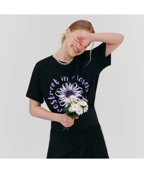 ZEROSTREET（ゼロストリート）の「[4カラー] フラワードーナツ半袖Tシャツ（Tシャツ/カットソー・レディース・ホワイト/ブラック/ライトグレー/ピンクベージュ・FREE）」の2枚目の写真