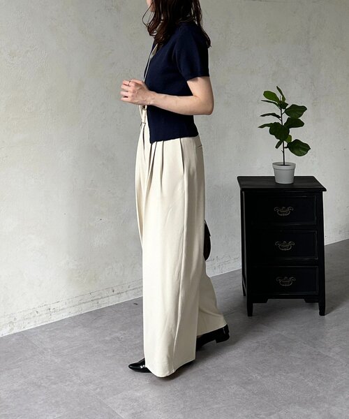 Thevon（ゼボン）の「ベルト付きタックワイドスラックス（スラックス・レディース・チャコールグレー/ブラック/アイボリー・S/M）」の16枚目の写真