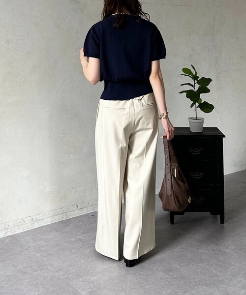 Thevon（ゼボン）の「ベルト付きタックワイドスラックス（スラックス・レディース・チャコールグレー/ブラック/アイボリー・S/M）」の17枚目の写真