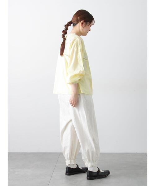 TSUHARU by Samansa Mos2（ツハルバイサマンサモスモス）の「【tukuroi】コットンジャカード製品染め裾ゴムパンツ（その他パンツ・レディース・オフホワイト・F）」の7枚目の写真