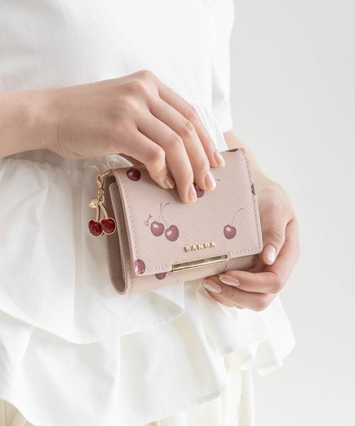 RANDA【Cherry＆Strawberry】チャーム付き三つ折りウォレット Cherry＆Strawberry】チャーム付き三つ折りウォレット（財布）｜RANDA