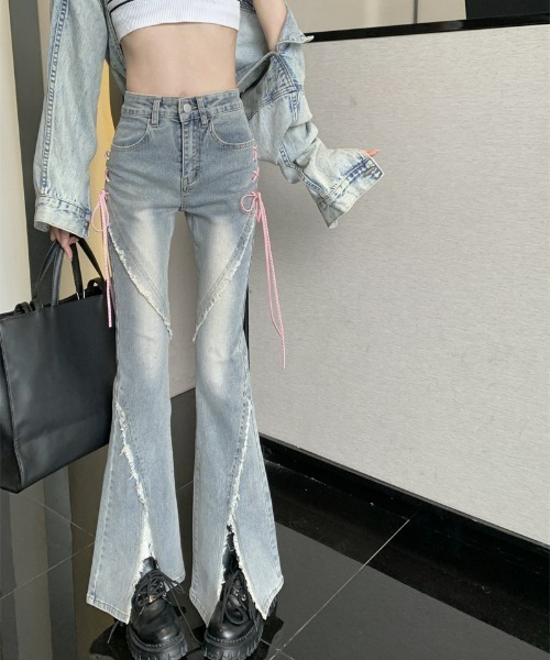 REBALANCE(リバランス)の「フレアデニムパンツ(デニムパンツ・レディース・A・SMALL/MEDIUM/LARGE)」の2枚目の写真