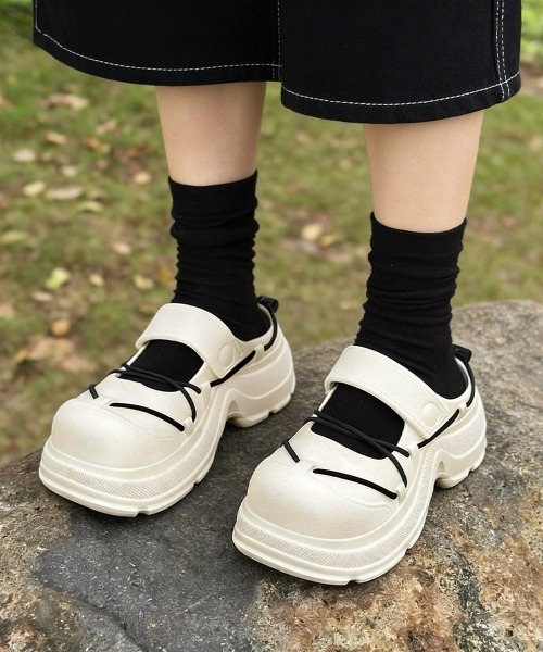 Miniministore(ミニミニストア)の「クロッグサンダル厚底クロスコードサンダル(サンダル・レディース・ブラック/ダークベージュ/アイボリー・M/S/L)」の11枚目の写真