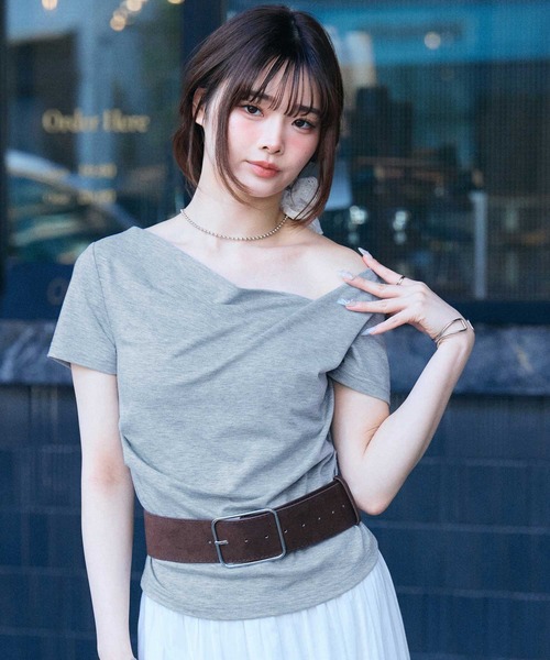 muet.（ミュエ）の「2WAYオフショルドレープTシャツ（Tシャツ/カットソー・レディース・オフホワイト/杢グレー/ブラック・MEDIUM/LARGE）」の15枚目の写真