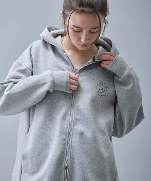 PARIS SAINT-GERMAIN（パリサンジェルマン）の「【Paris Saint-Germain / パリ・サン＝ジェルマン】JP DUAL LAYER ZIP（パーカー・メンズ・ライトグレー/ブラック/ネイビー・LARGE/MEDIUM/SMALL/X-LARGE）」の3枚目の写真