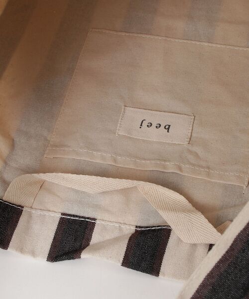 beej（ビージ）の「(beej)stripe fabric Osbag（トートバッグ・レディース・イエロー/オレンジ/ブラック/グリーン・ONE SIZE）」の7枚目の写真