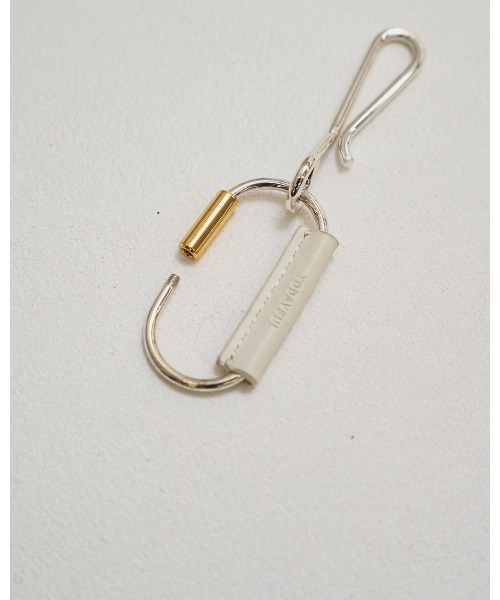 TODAYFUL（トゥデイフル）の「Useful Key Charm 12611022（ネックレス・メンズ・バーガンディー/オフホワイト/ブラック・FREE）」の9枚目の写真