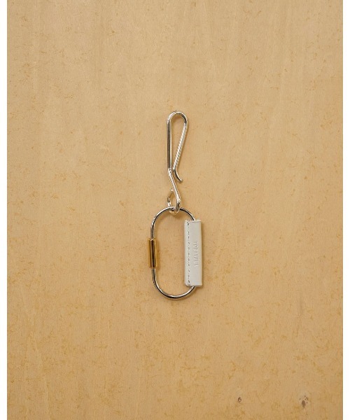 TODAYFUL（トゥデイフル）の「Useful Key Charm 12611022（ネックレス・メンズ・バーガンディー/オフホワイト/ブラック・FREE）」の8枚目の写真