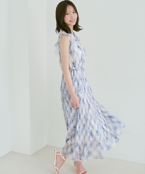 WILLSELECTION(ウィルセレクション)の「フラワーチェックプリントプリーツ切替ワンピース(ワンピース・レディース・ホワイト系その他/レッド系その他/ブルー系その他・FREE)」の5枚目の写真